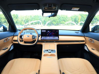 Geely Galaxy Starship 7 Фото №8